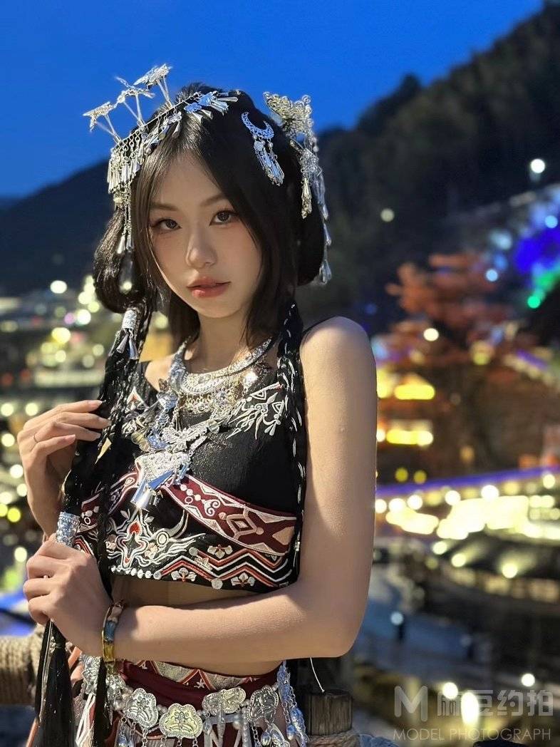校园模特