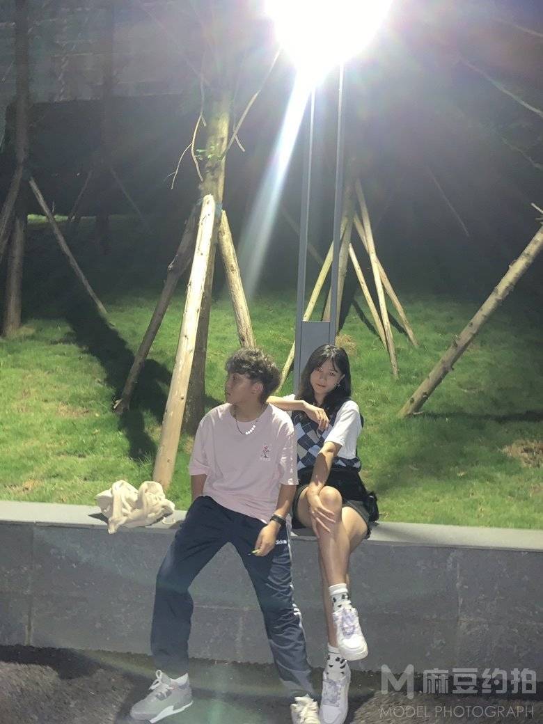 清新模特