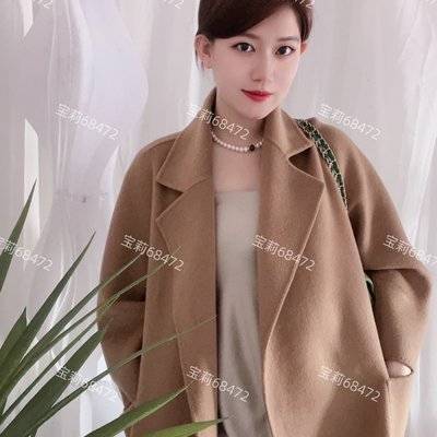 宝丽来模特
