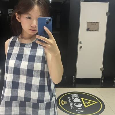 黑白模特