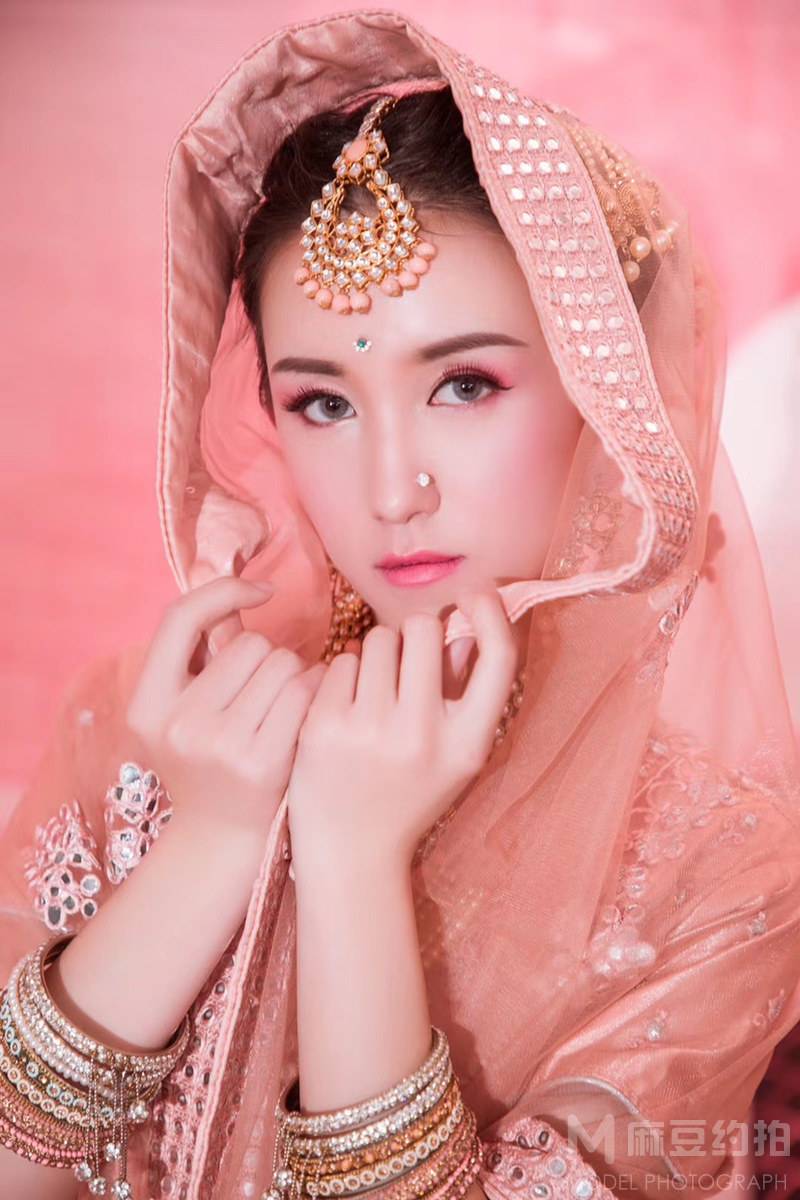 妆容模特