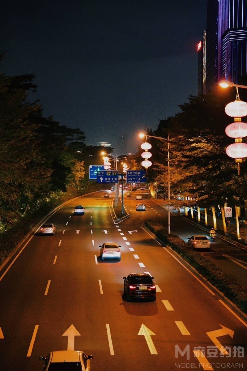 夜景模特