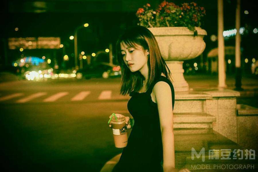 夜景模特