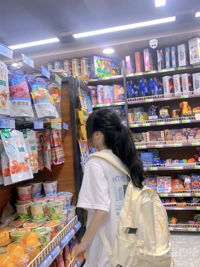 少女模特