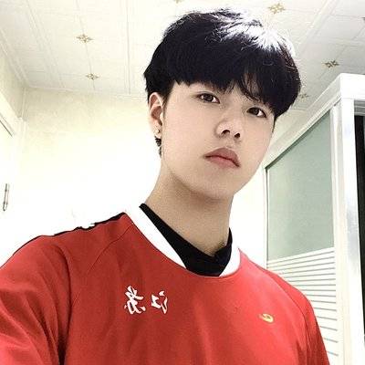 黑白模特