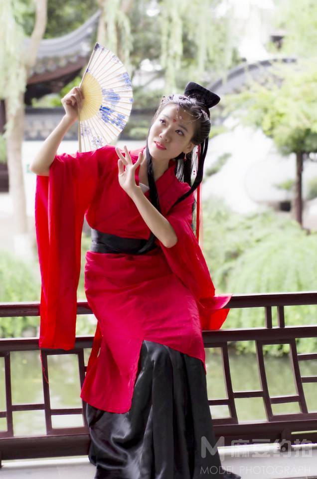 汉服模特