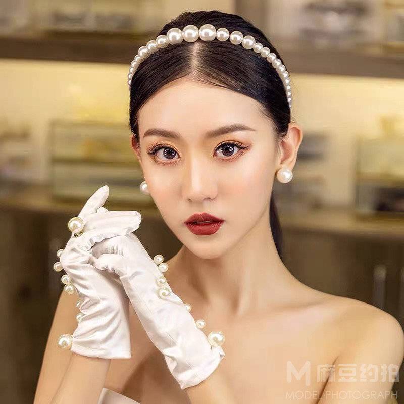 妆容模特