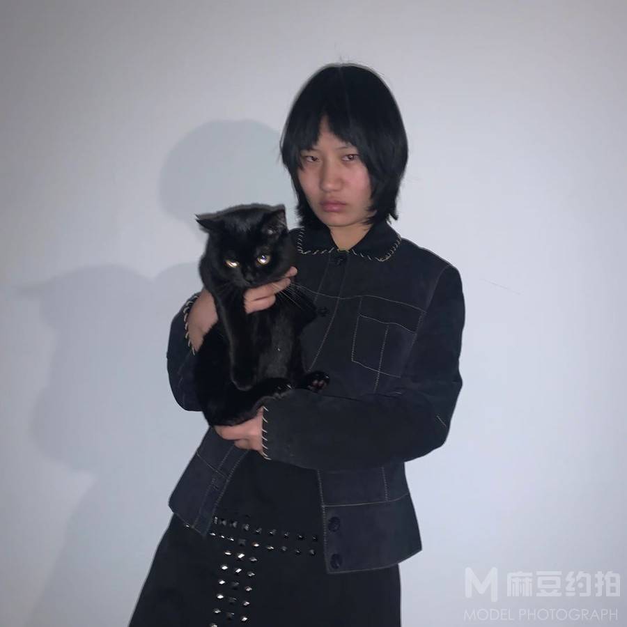 暗黑模特