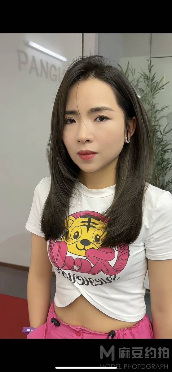 清新模特