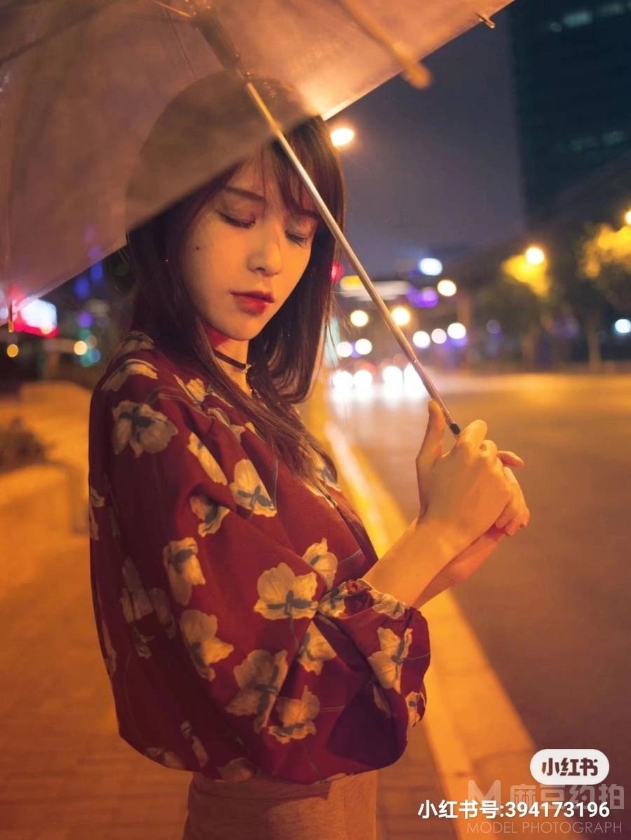 夜景模特