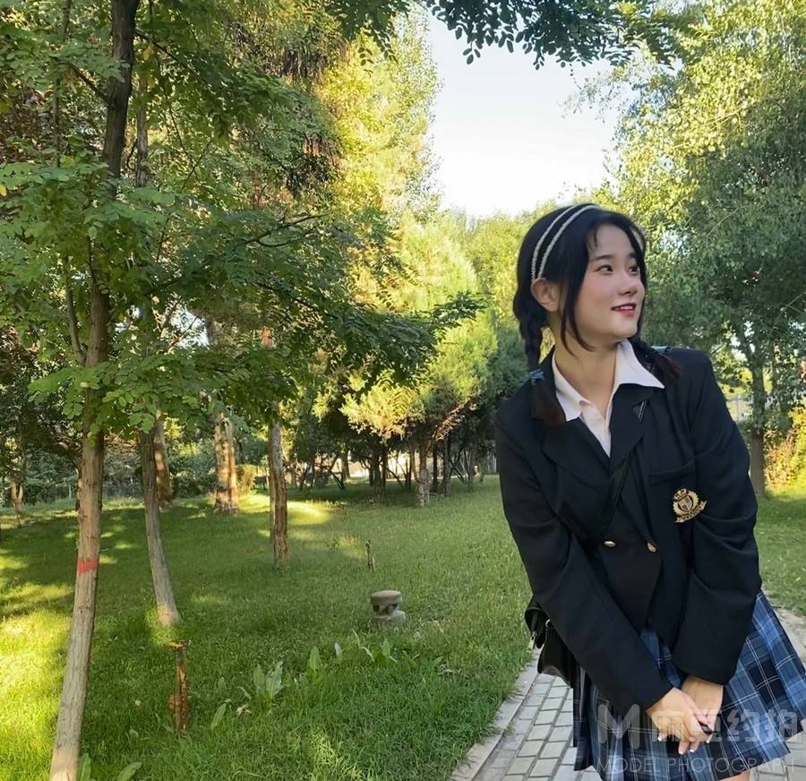 校园模特