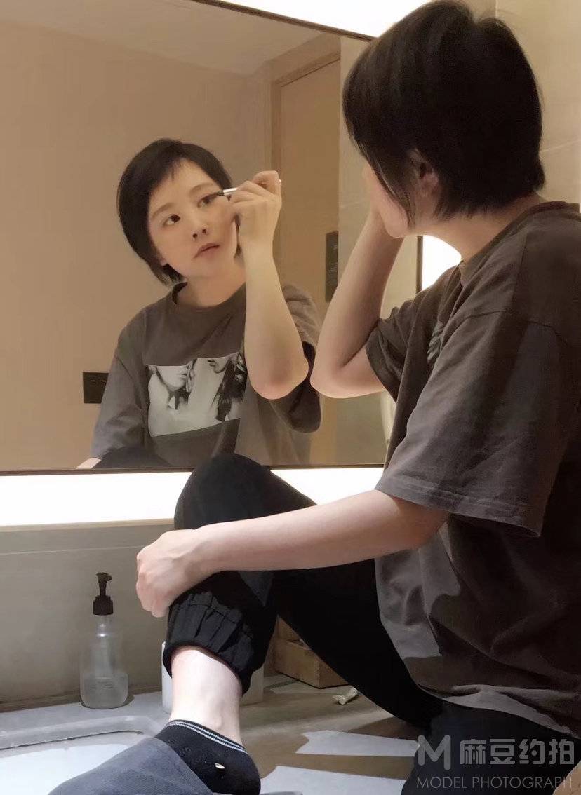 清新模特