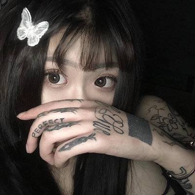 黑白模特