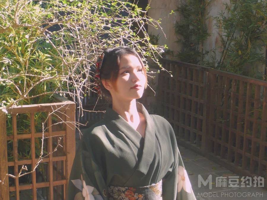 民国模特
