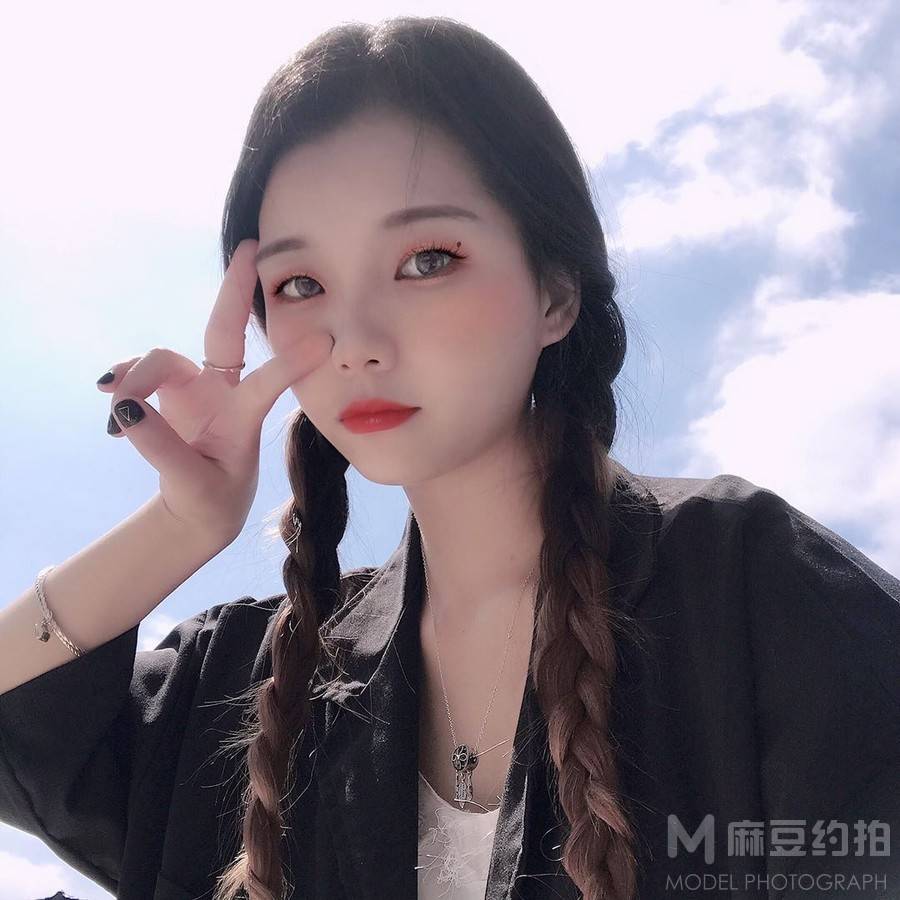 暗黑模特