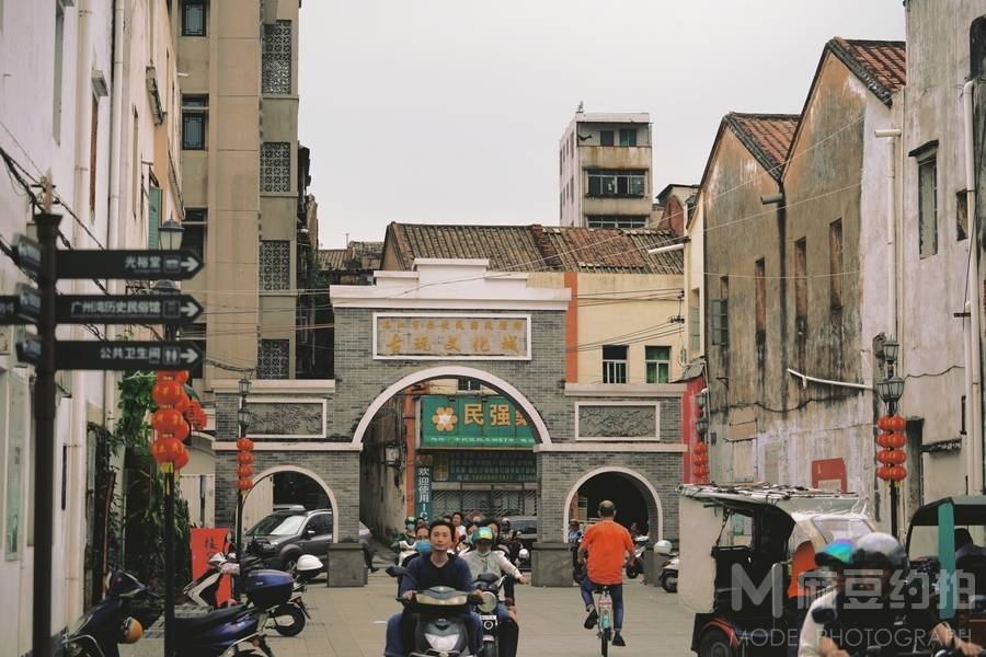 纪实模特