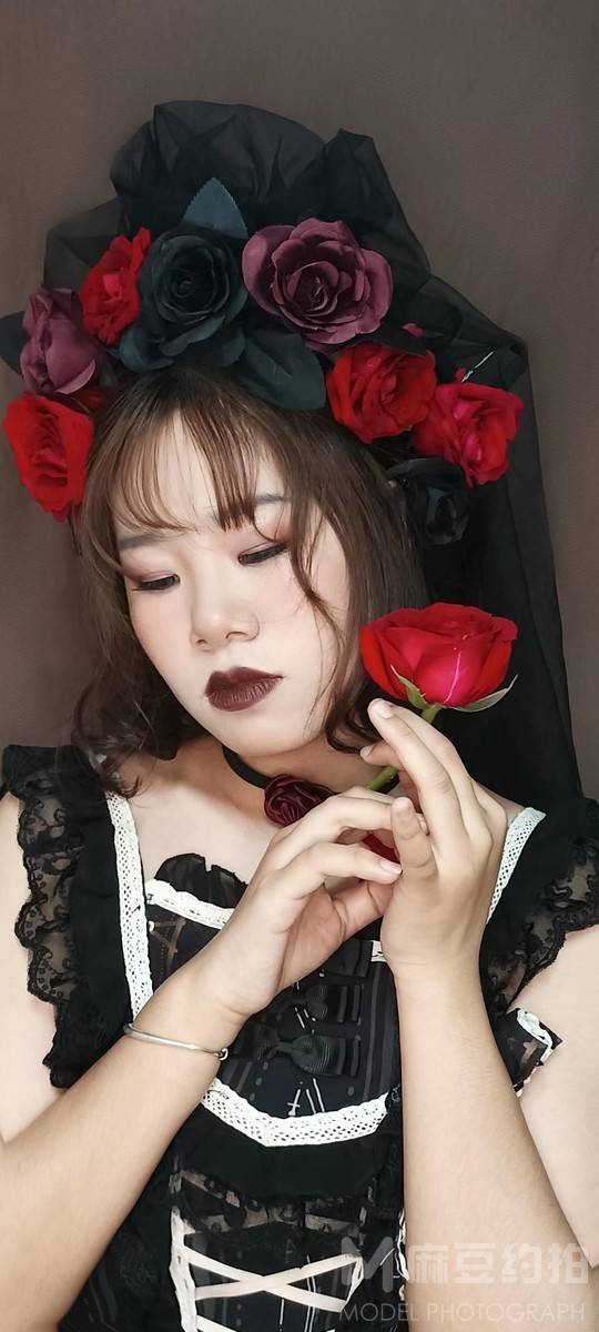 暗黑模特