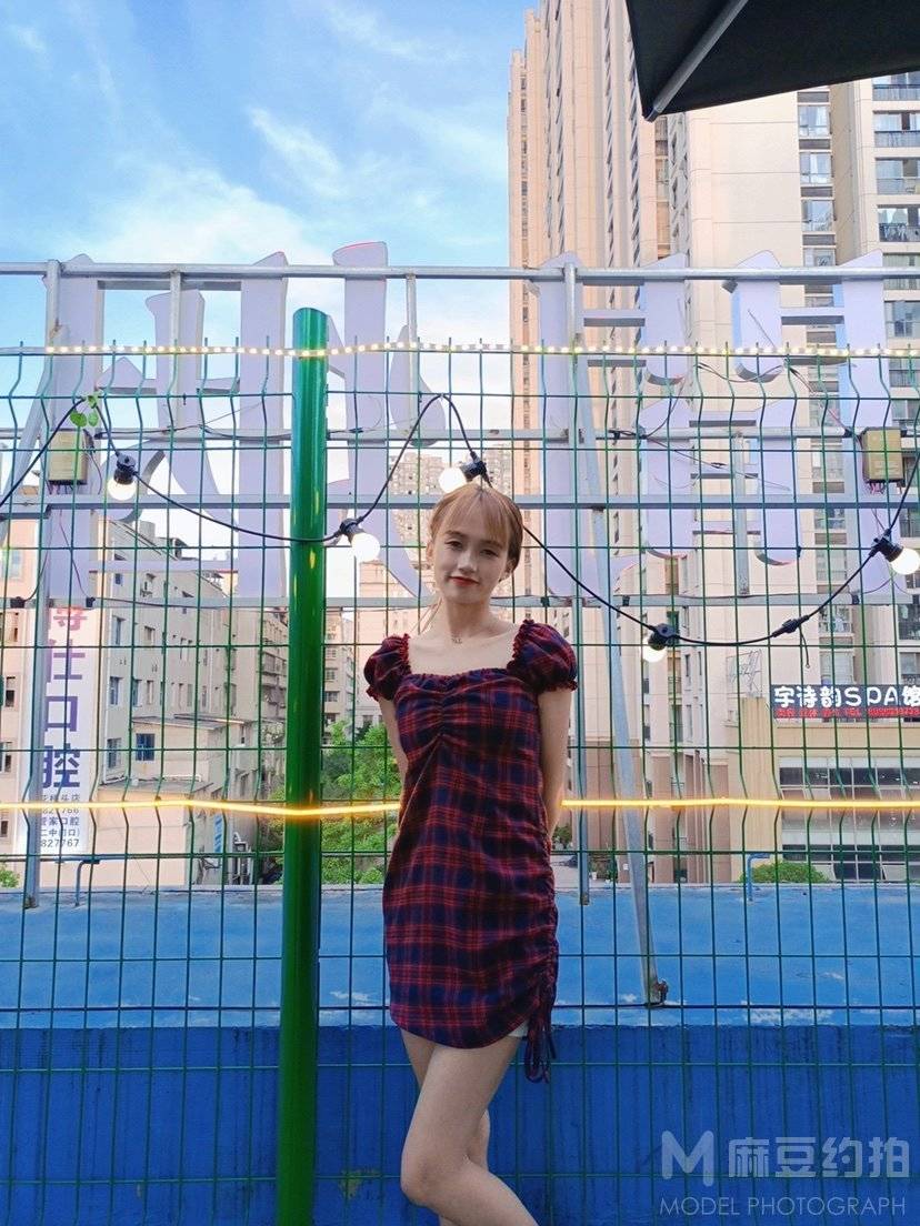 校园模特