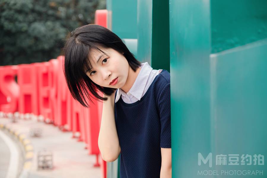情绪模特