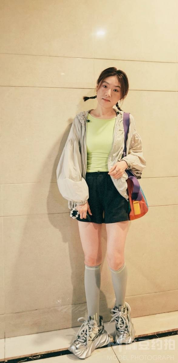 清新模特