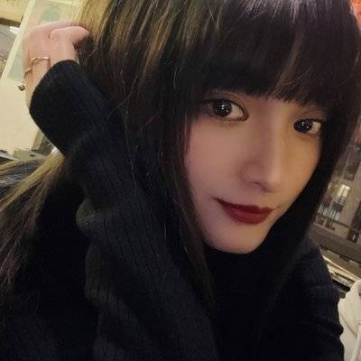 黑白模特