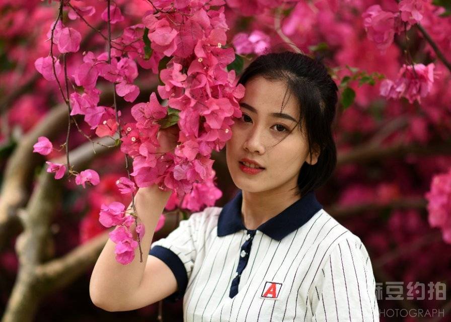 校园模特