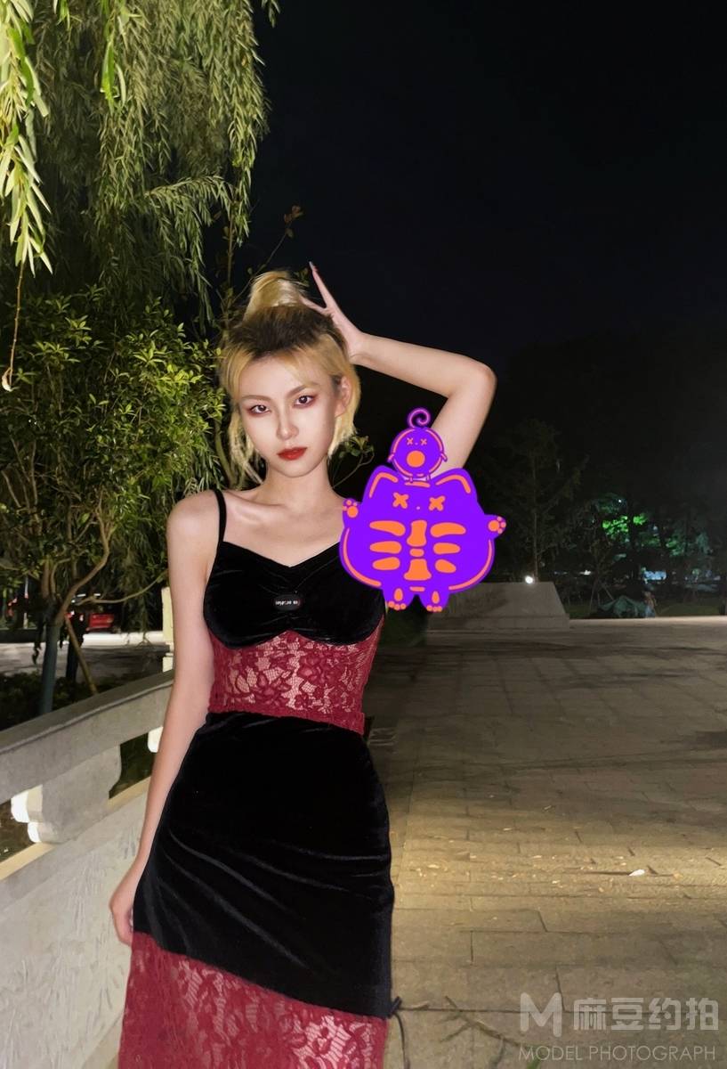 暗黑模特