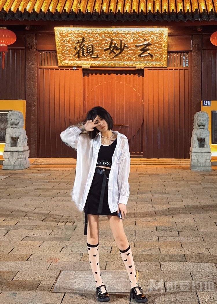 胶片模特
