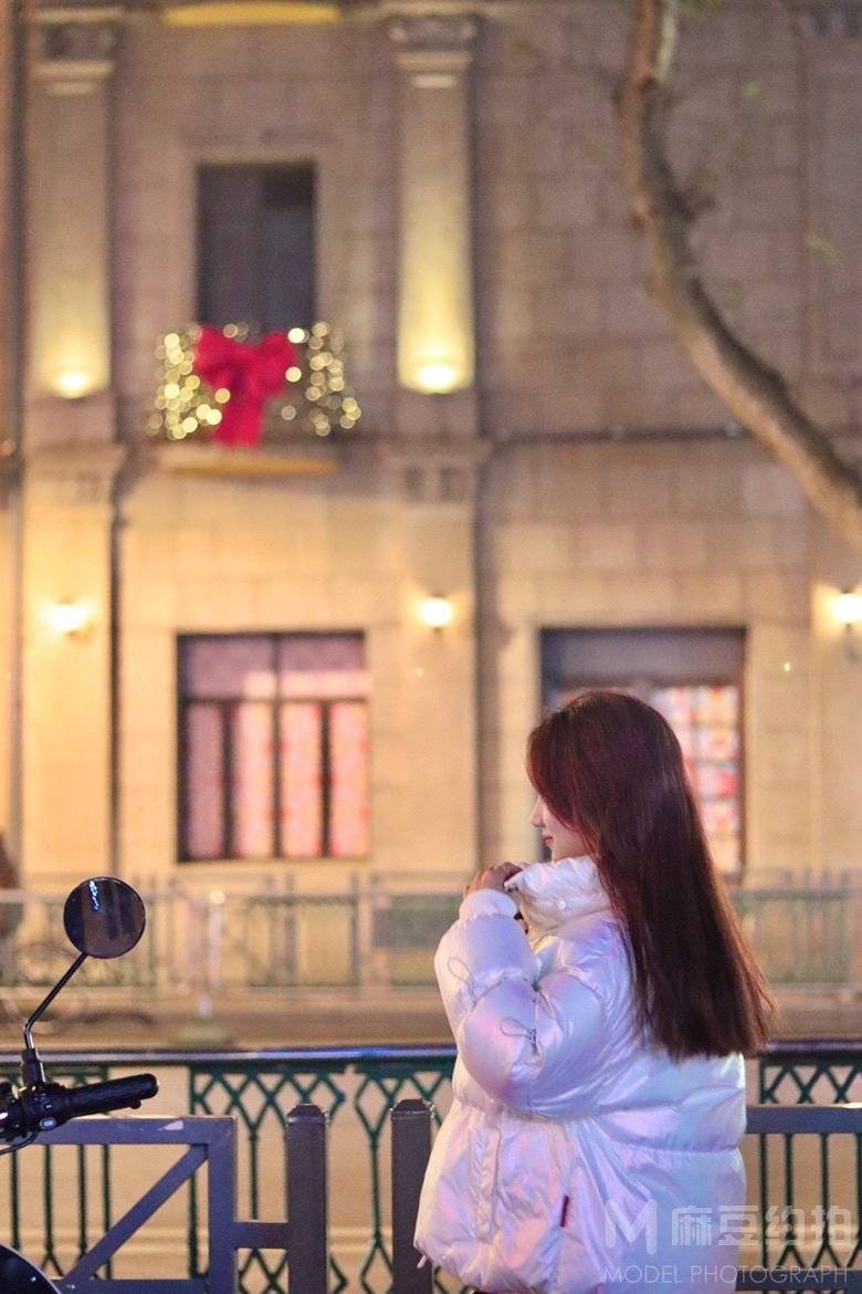 夜景模特