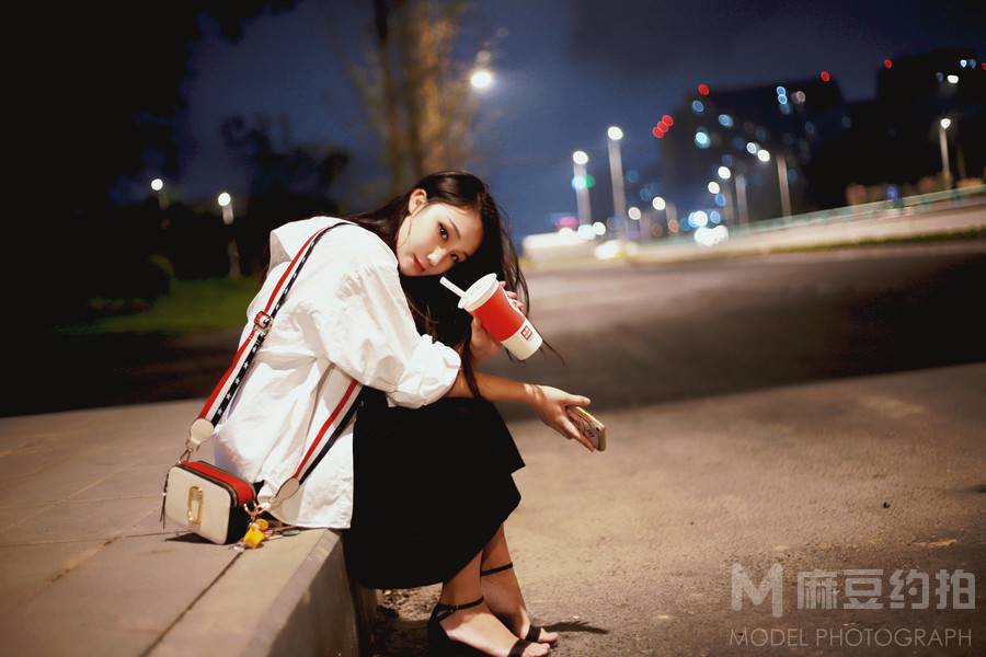 夜景模特