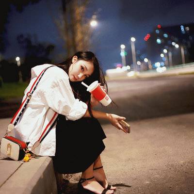 夜景模特