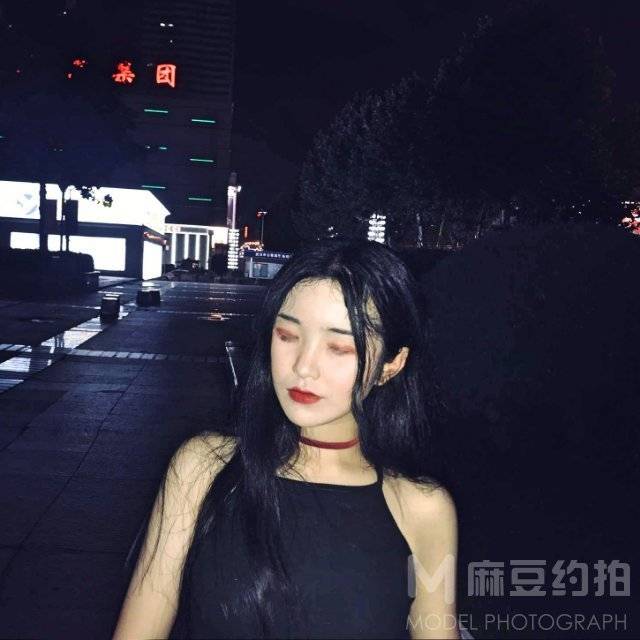 暗黑模特