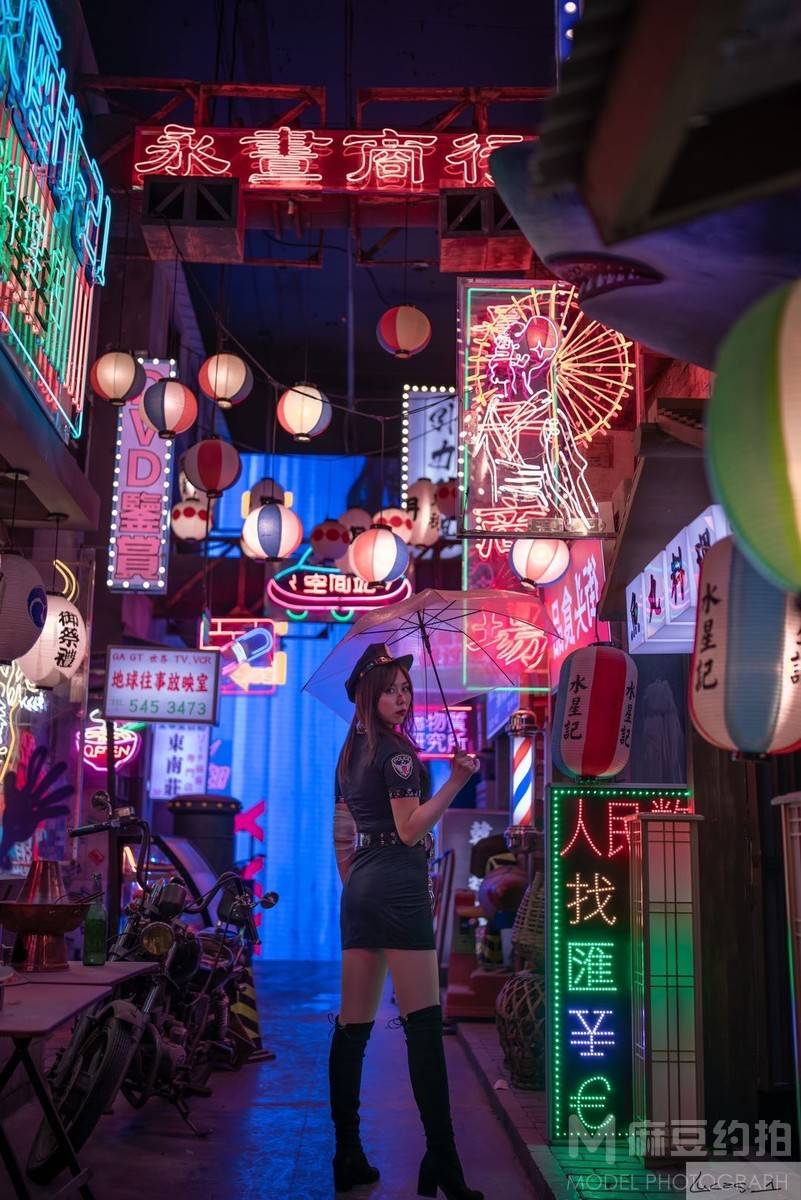 校园模特