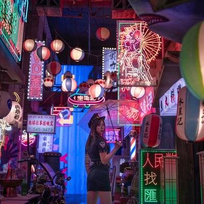 校园模特