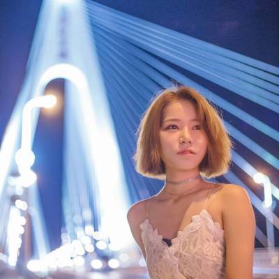 夜景模特