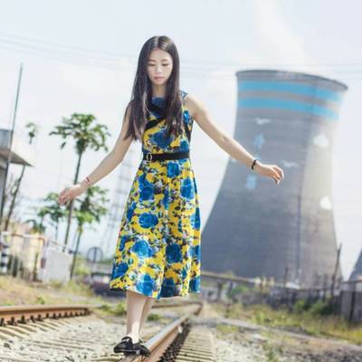 校园模特