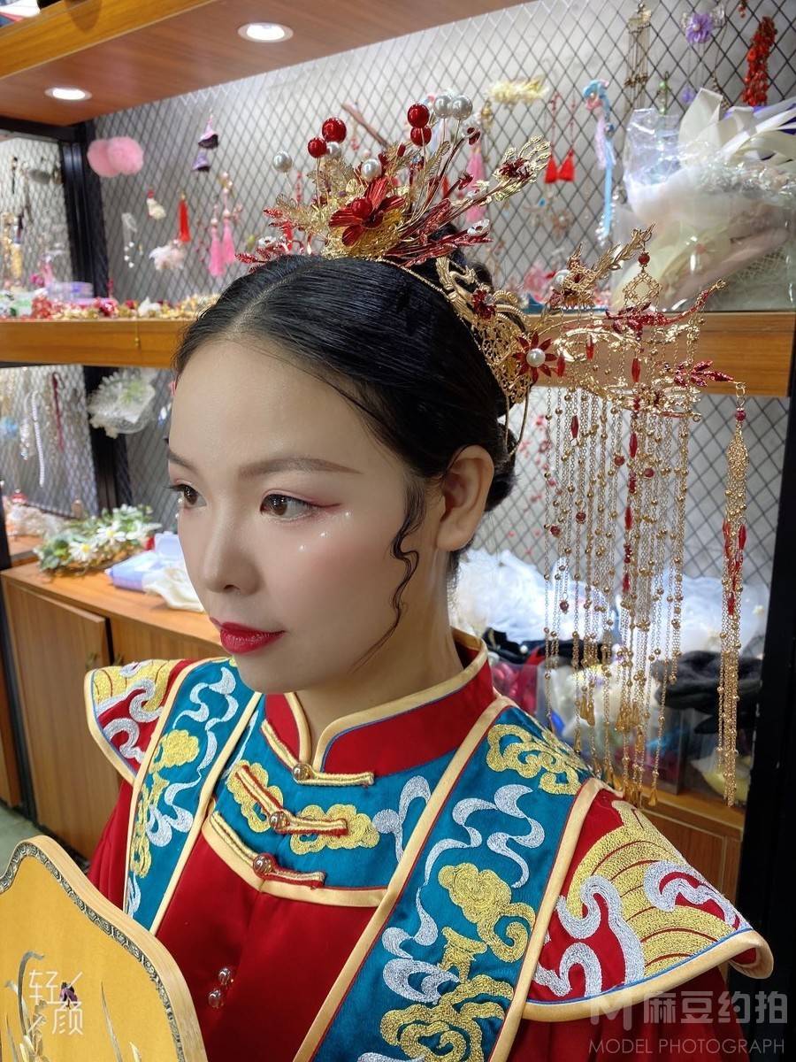 妆容模特
