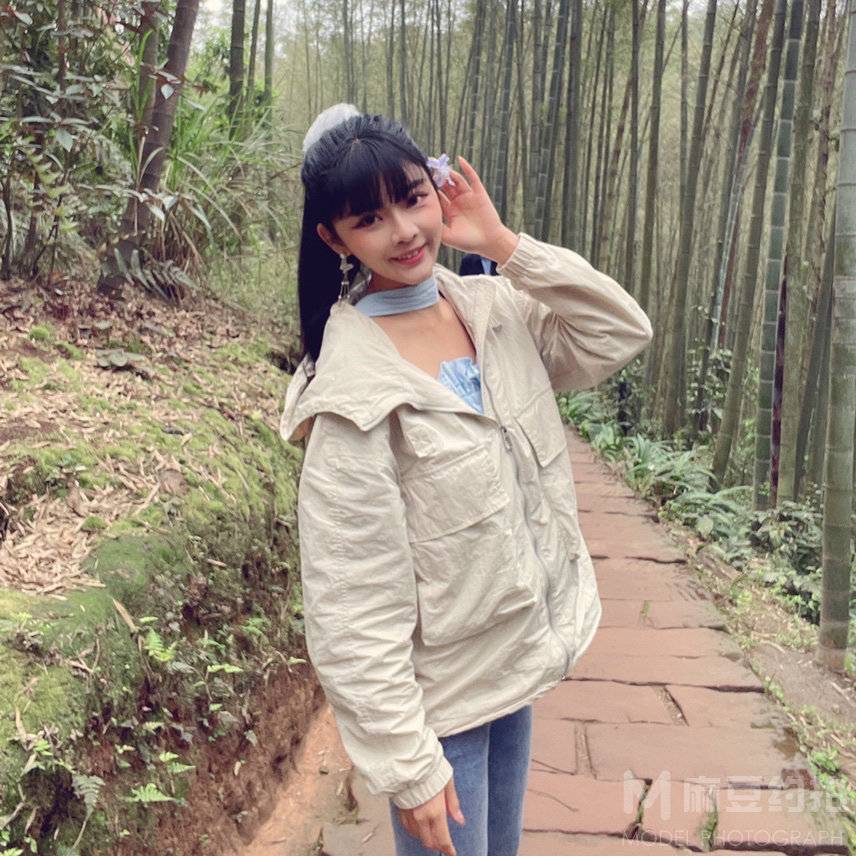 清新模特