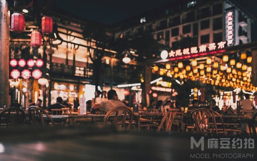 夜景模特