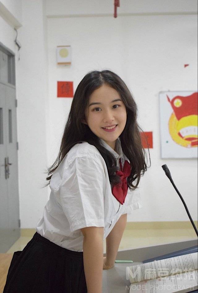 校园模特