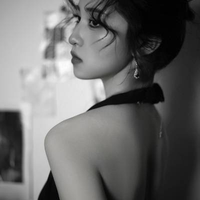 黑白模特