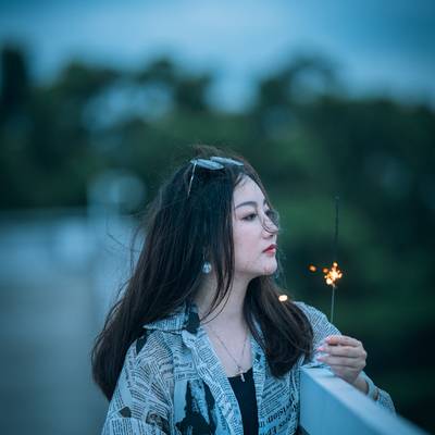 情绪模特