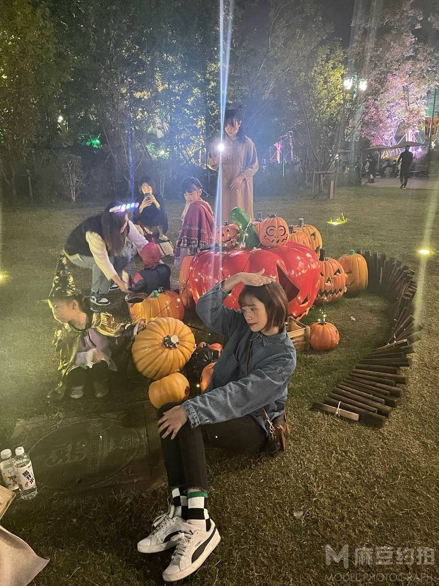 夜景模特