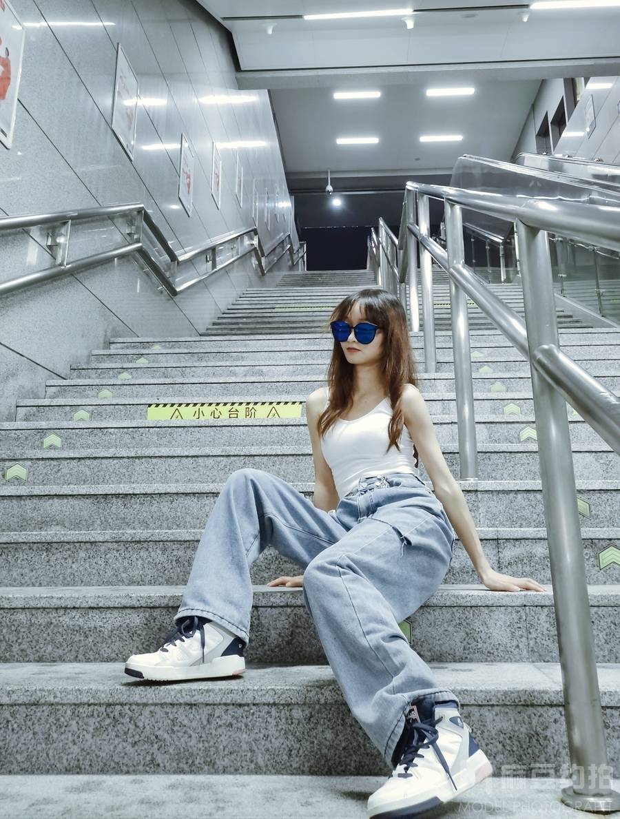 胶片模特