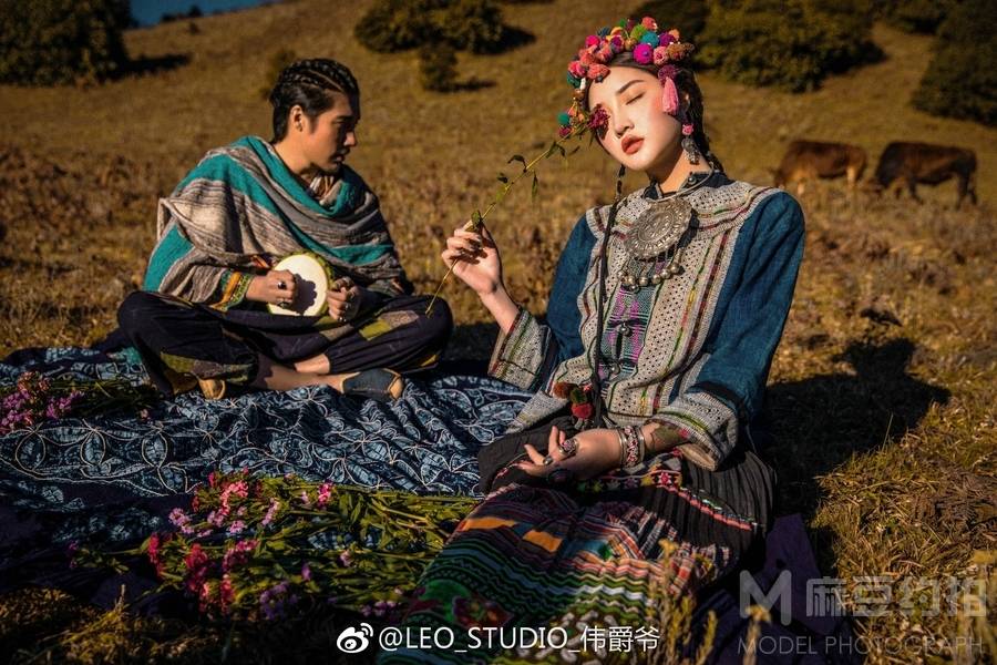 情绪模特