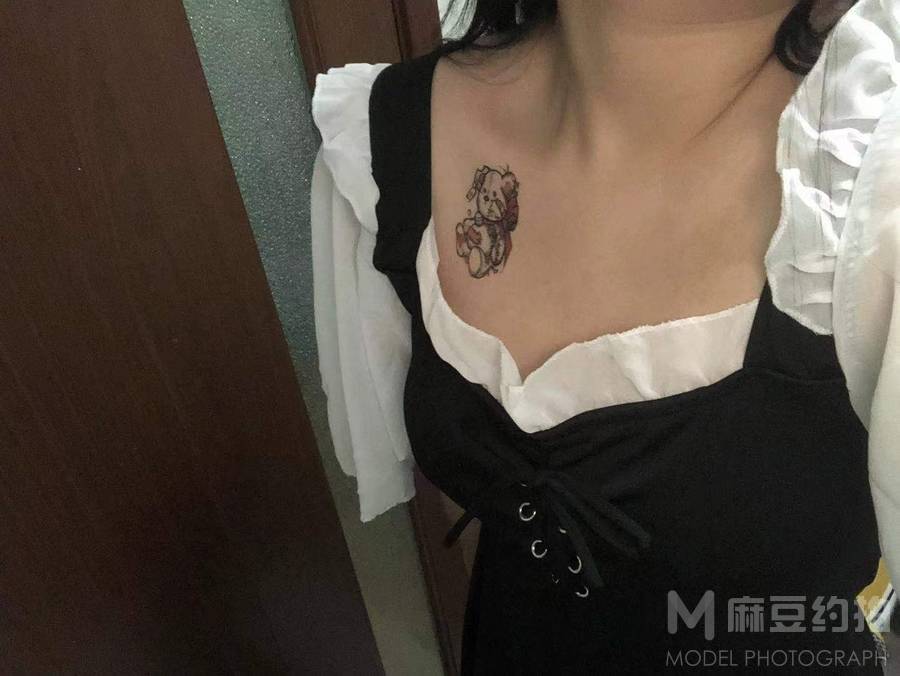 纪实模特