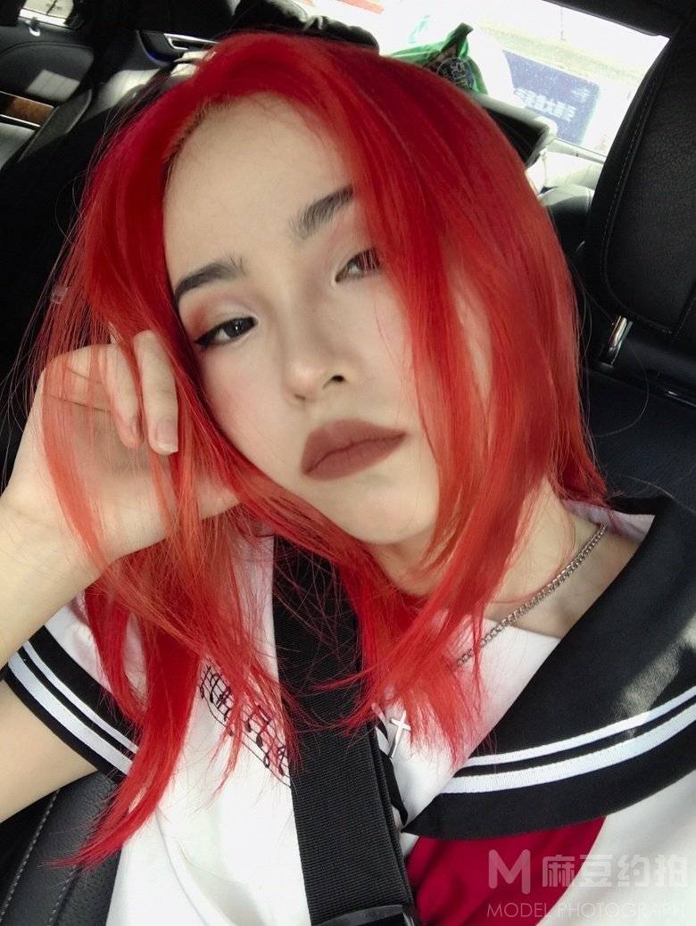 妆容模特
