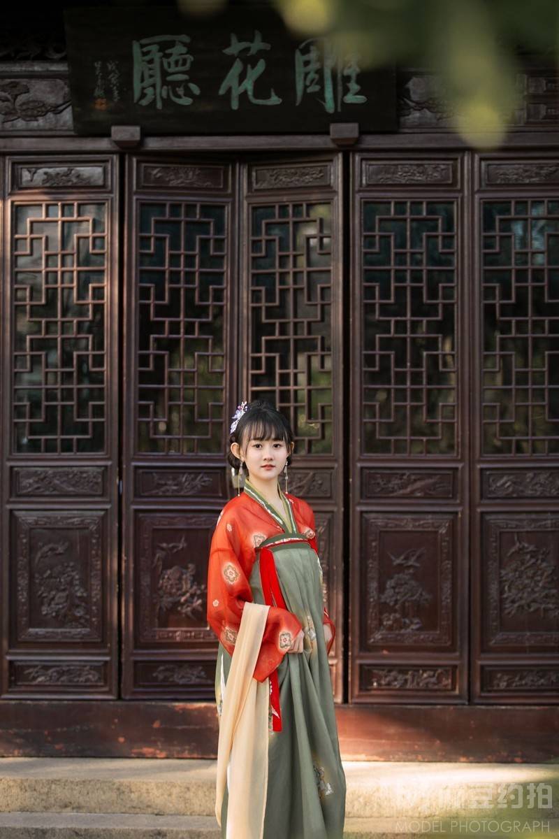 汉服模特