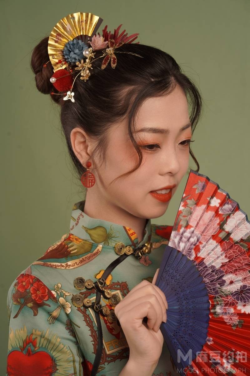 妆容模特