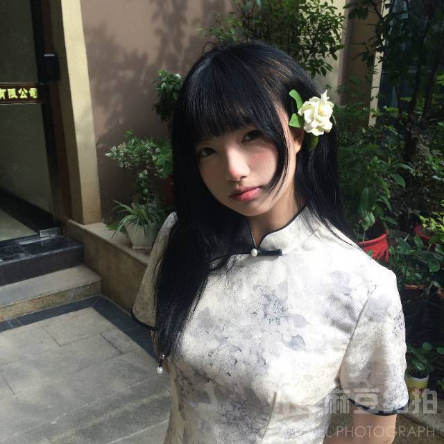 清新模特